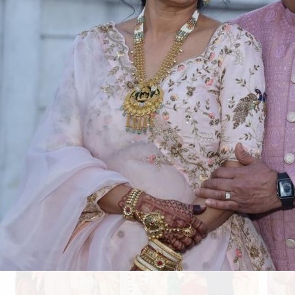 Beautiful Indian lahenga choli / chaniya choli. - Picture 2 of 12